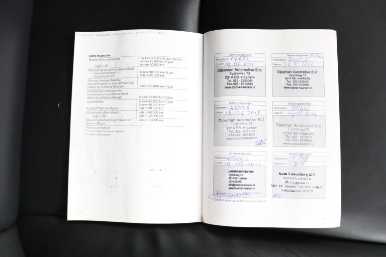 Toyota Avensis - 2.0 VVTi Executive Business 47