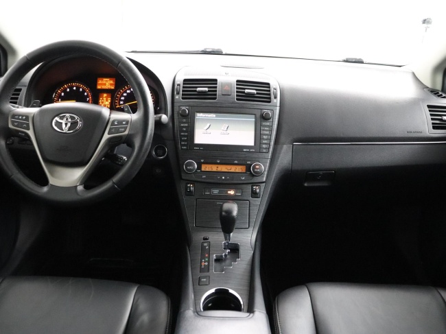 Toyota Avensis - 2.0 VVTi Executive Business