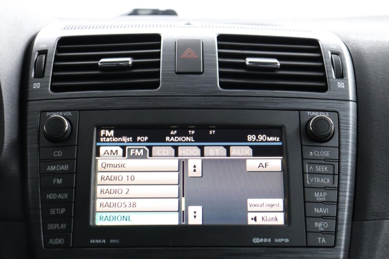 Toyota Avensis - 2.0 VVTi Executive Business 8