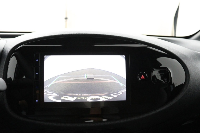 Toyota Aygo X - 1.0 VVT-i MT Play 14