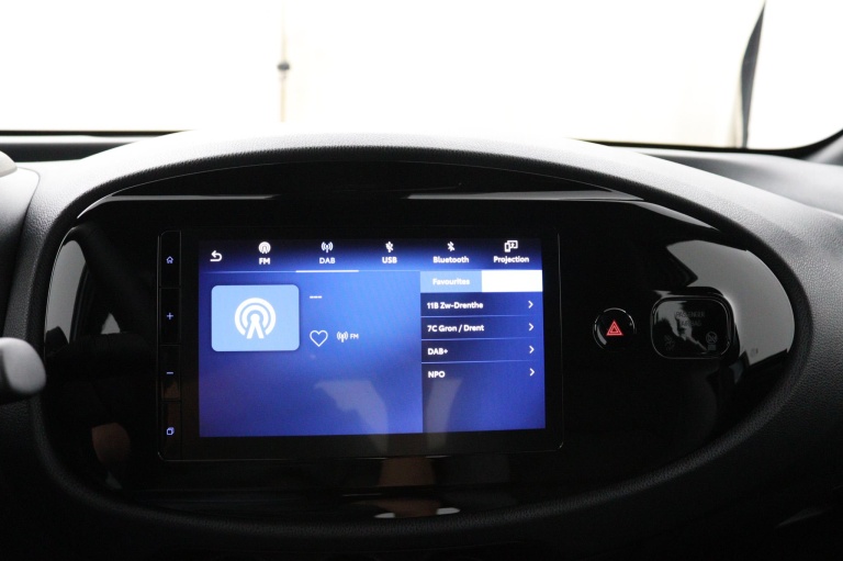 Toyota Aygo X - 1.0 VVT-i MT Play 15