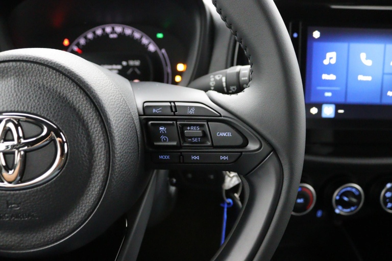 Toyota Aygo X - 1.0 VVT-i MT Play 18