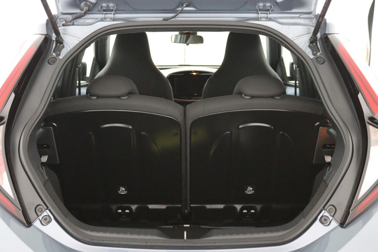 Toyota Aygo X - 1.0 VVT-i MT Play 24