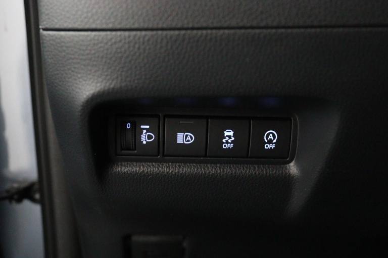 Toyota Aygo X - 1.0 VVT-i MT Play 29