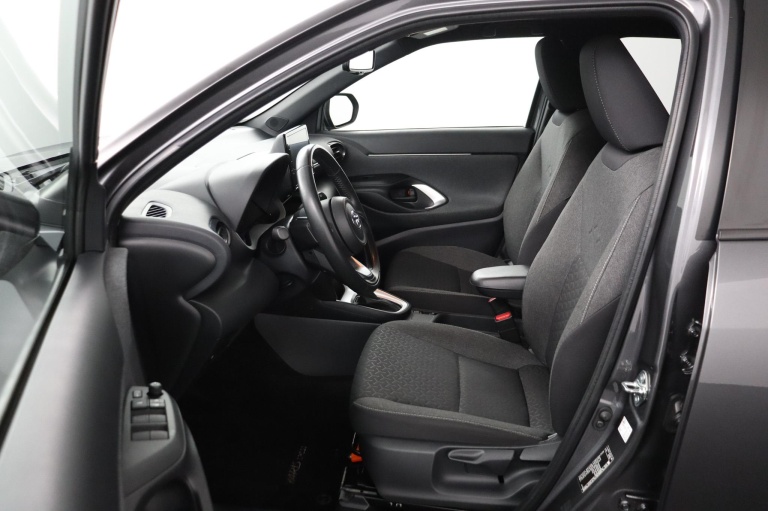 Toyota Yaris Cross - 1.5 Hybrid First Edition Limited 17