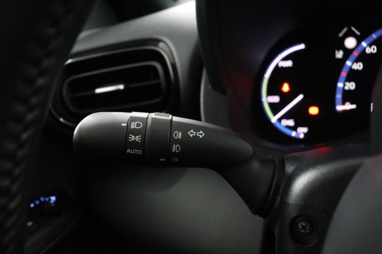 Toyota Yaris Cross - 1.5 Hybrid First Edition Limited 31