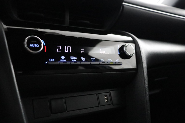 Toyota Yaris Cross - 1.5 Hybrid First Edition Limited 7