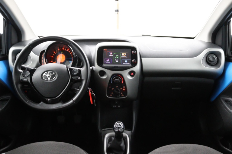 Toyota Aygo - 1.0 VVT-i x-sport 11