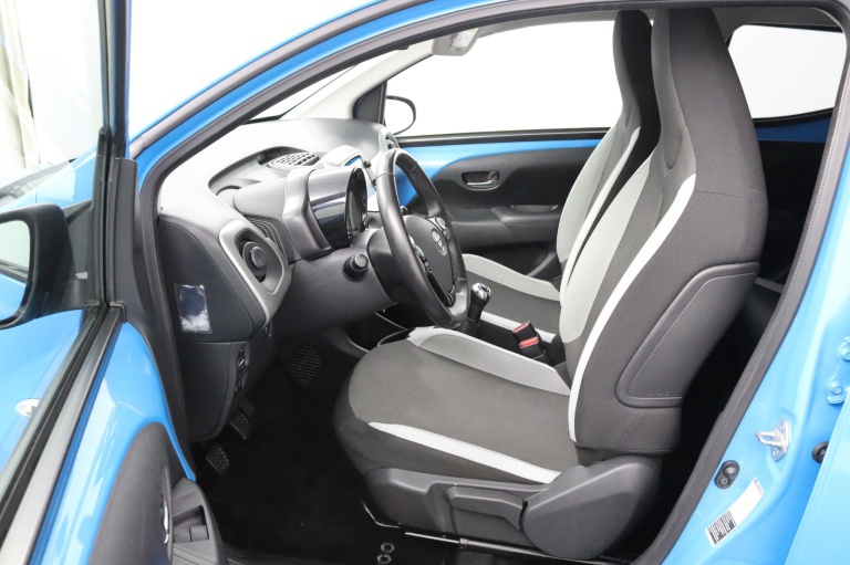 Toyota Aygo - 1.0 VVT-i x-sport 9