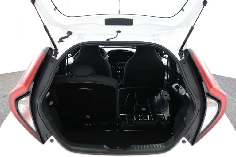 Toyota Aygo X - 1.0 VVT-i MT Play 24