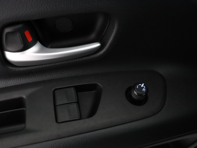 Toyota Aygo X - 1.0 VVT-i MT Play