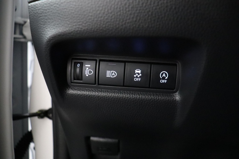 Toyota Aygo X - 1.0 VVT-i MT Play 29