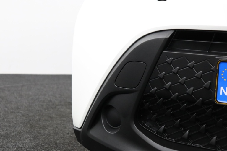 Toyota Aygo X - 1.0 VVT-i MT Play 34