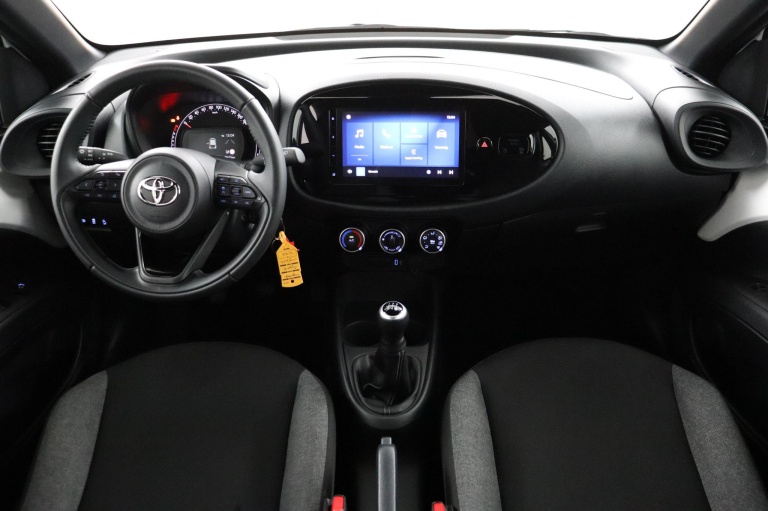 Toyota Aygo X - 1.0 VVT-i MT Play 4