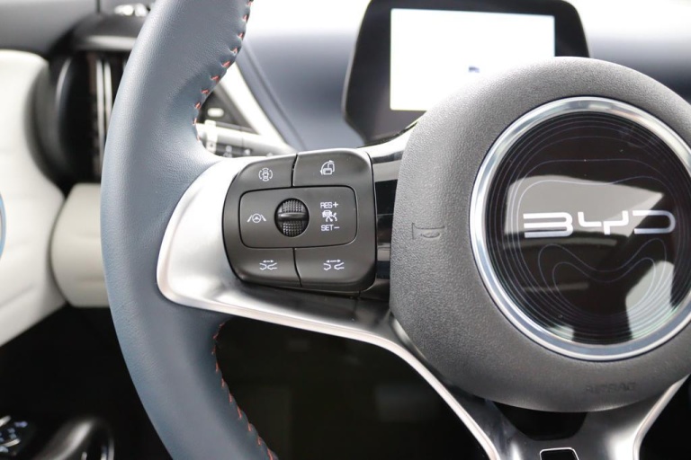 BYD ATTO 3 - Comfort 60 kWh 19