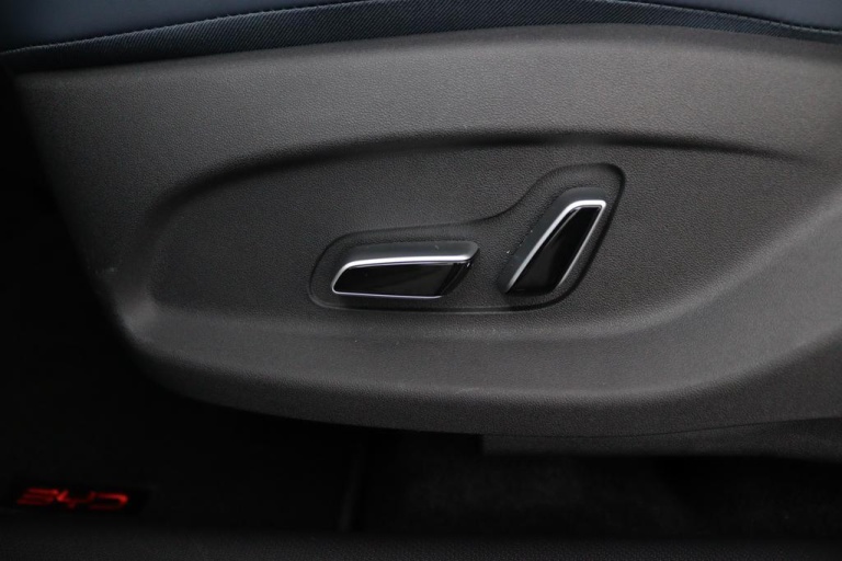 BYD ATTO 3 - Comfort 60 kWh 34