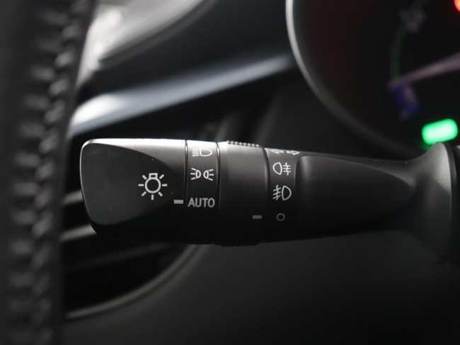 Toyota C-HR - 1.8 Hybrid Dynamic