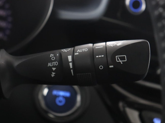 Toyota C-HR - 1.8 Hybrid Dynamic