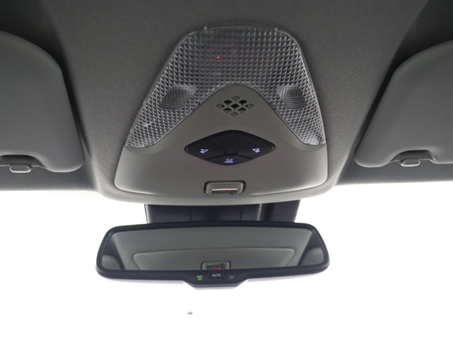 Toyota C-HR - 1.8 Hybrid Dynamic