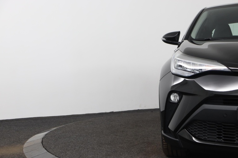 Toyota C-HR - 1.8 Hybrid Dynamic 35