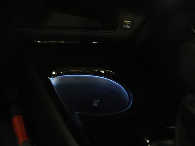 Toyota C-HR - 1.8 Hybrid Dynamic