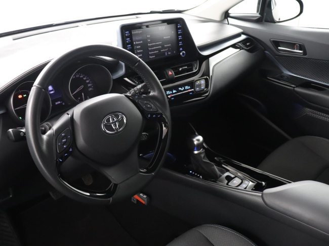 Toyota C-HR - 1.8 Hybrid Dynamic