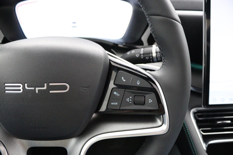 BYD SEAL U - 1.5 DM-i FWD Boost 16