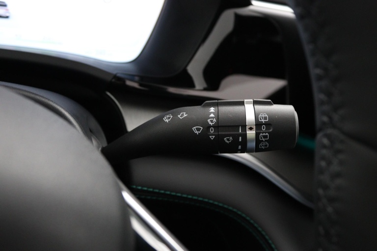 BYD SEAL U - 1.5 DM-i FWD Boost 27