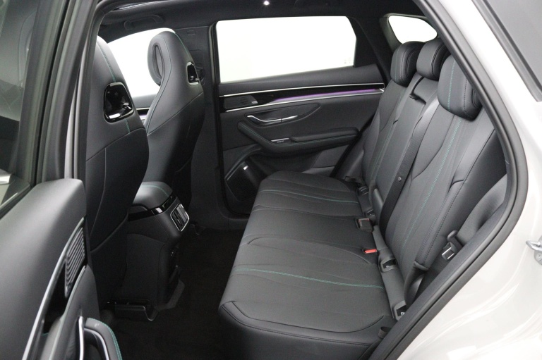 BYD SEAL U - 1.5 DM-i FWD Boost 38