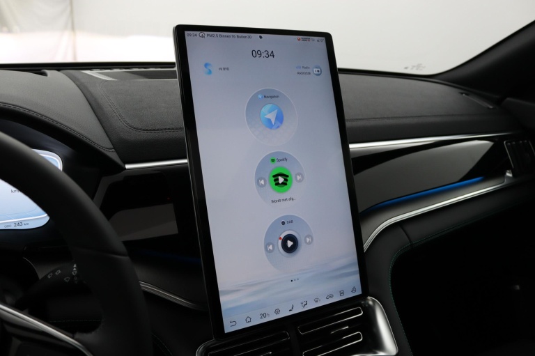 BYD SEAL U - 1.5 DM-i FWD Boost 44