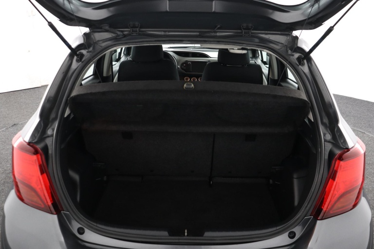 Toyota Yaris - 1.3 VVT-i Aspiration 22