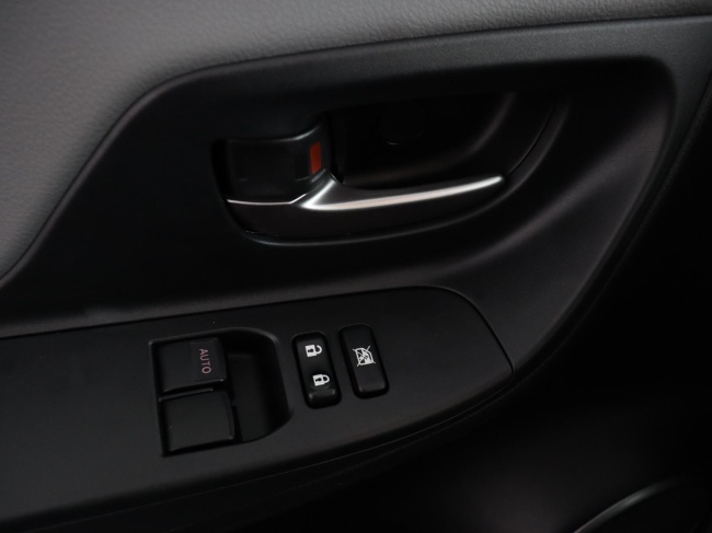 Toyota Yaris - 1.3 VVT-i Aspiration