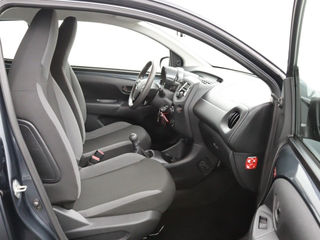 Toyota Aygo - 1.0 VVT-i x-fun