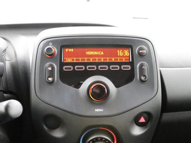 Toyota Aygo - 1.0 VVT-i x-fun