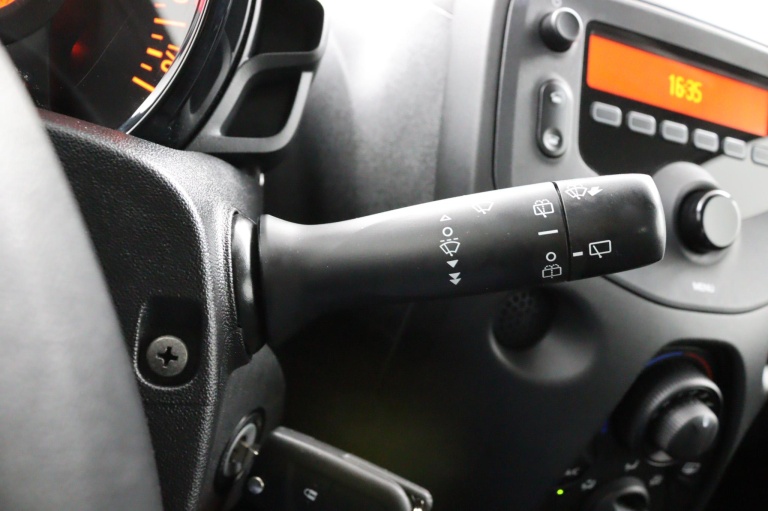 Toyota Aygo - 1.0 VVT-i x-fun 20