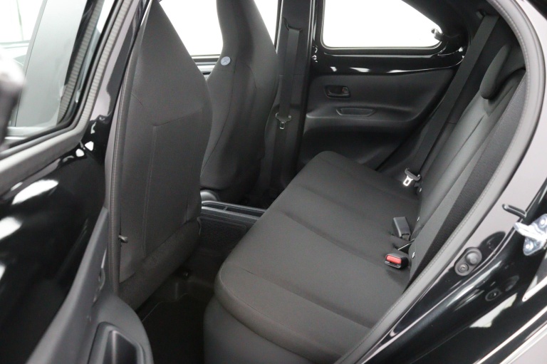 Toyota Aygo X - Hybrid 115 play 12