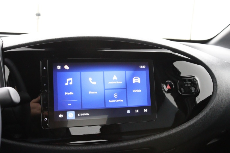 Toyota Aygo X - Hybrid 115 play 13