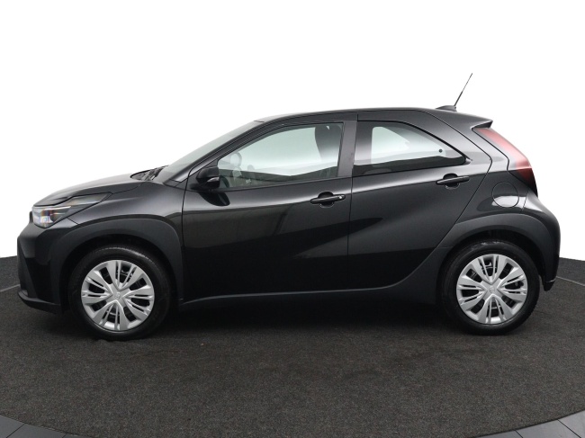 Toyota Aygo X - Hybrid 115 play