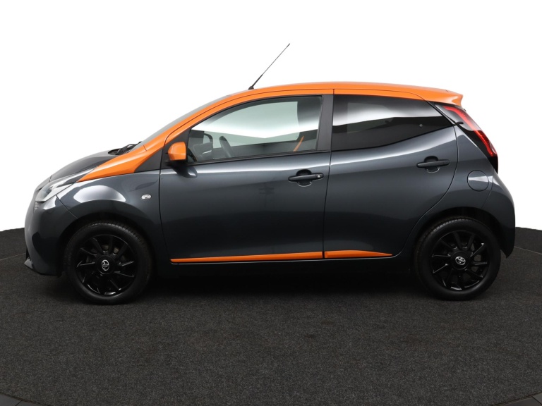 Toyota Aygo - 1.0 VVT-i x-JBL 3