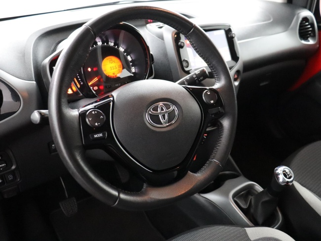 Toyota Aygo - 1.0 VVT-i x-play