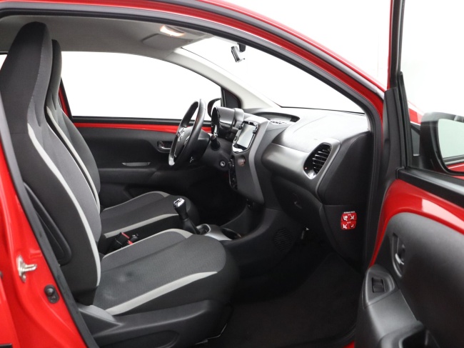 Toyota Aygo - 1.0 VVT-i x-play