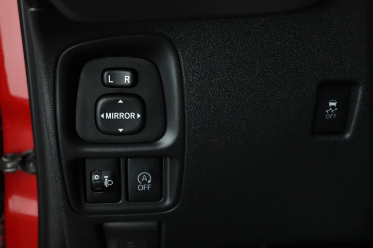 Toyota Aygo - 1.0 VVT-i x-play 28