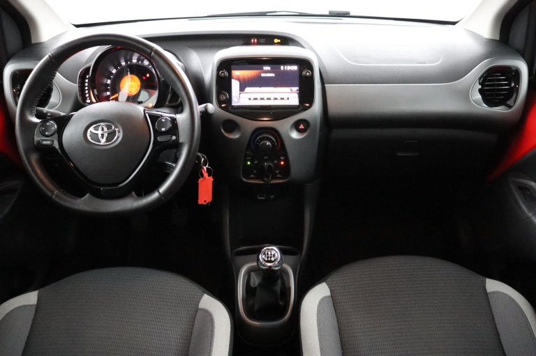 Toyota Aygo - 1.0 VVT-i x-play 4