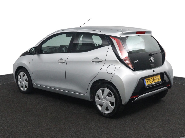 Toyota Aygo - 1.0 VVT-i x-nav 4