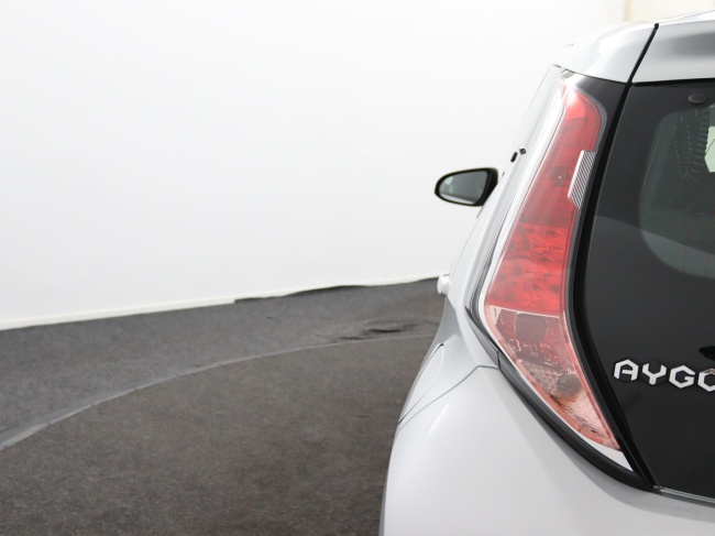 Toyota Aygo - 1.0 VVT-i x-nav