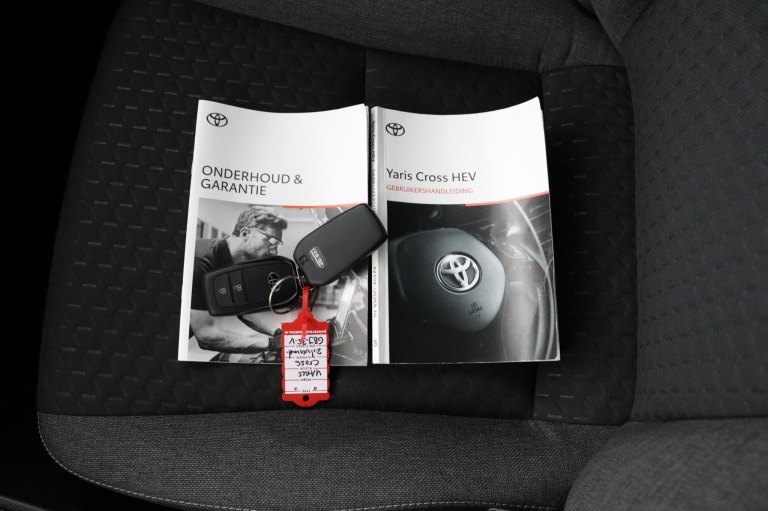 Toyota Yaris Cross - 1.5 Hybrid 115 First Edition 11