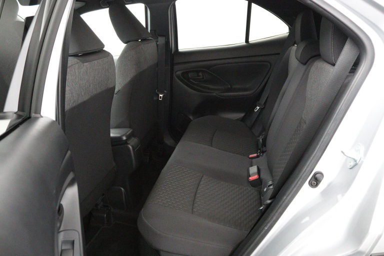 Toyota Yaris Cross - 1.5 Hybrid 115 First Edition 18