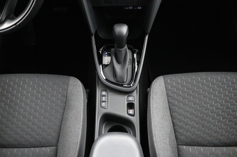 Toyota Yaris Cross - 1.5 Hybrid 115 First Edition 27