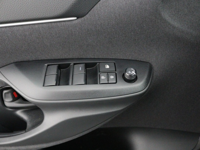 Toyota Yaris Cross - 1.5 Hybrid 115 First Edition