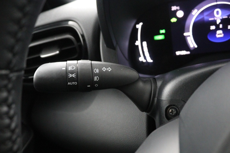 Toyota Yaris Cross - 1.5 Hybrid 115 First Edition 31